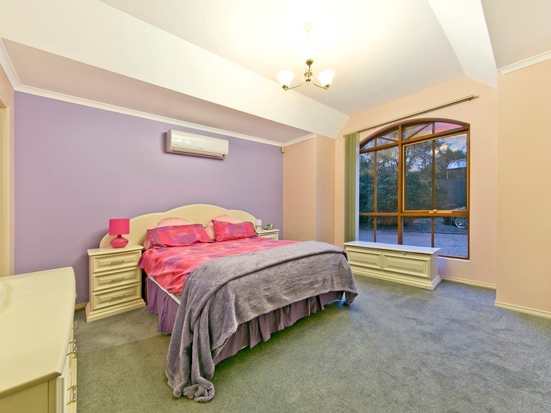 9 Seville Place, Golden Grove SA 5125