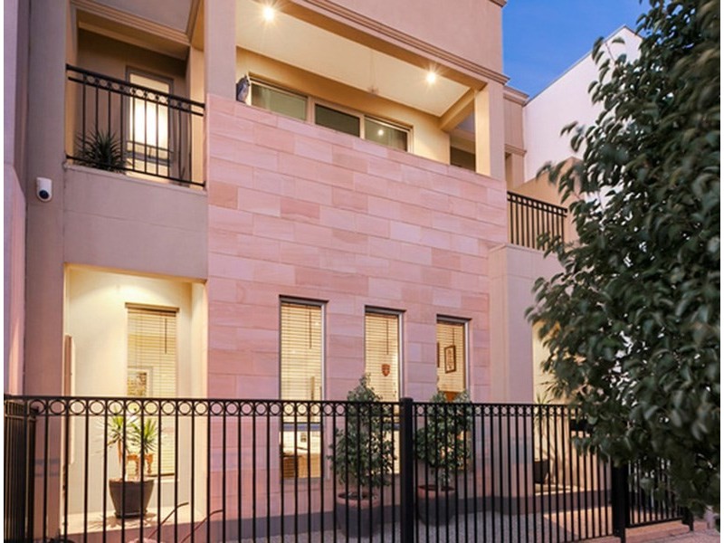 40 Harvey Circuits, Mawson Lakes SA 5095