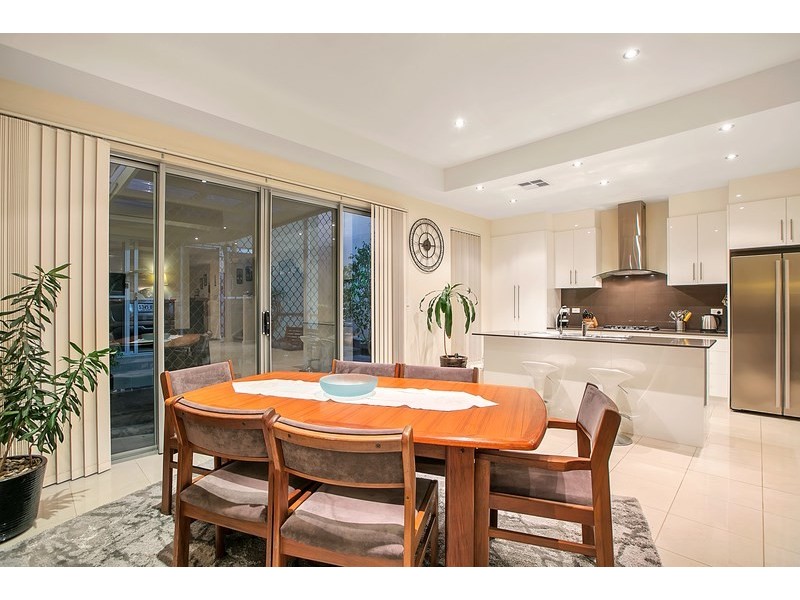 40 Harvey Circuits, Mawson Lakes SA 5095