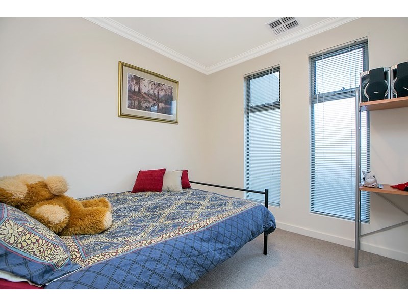 40 Harvey Circuits, Mawson Lakes SA 5095