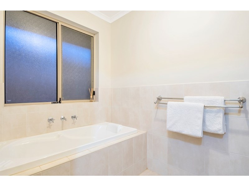 1B Bolton Street, Mansfield Park SA 5012