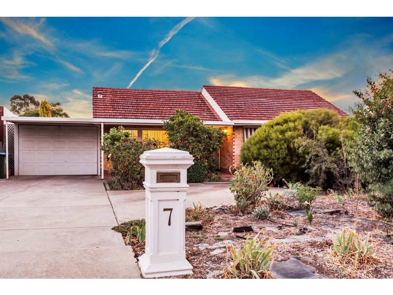 7 Guildford Street, Clearview SA 5085
