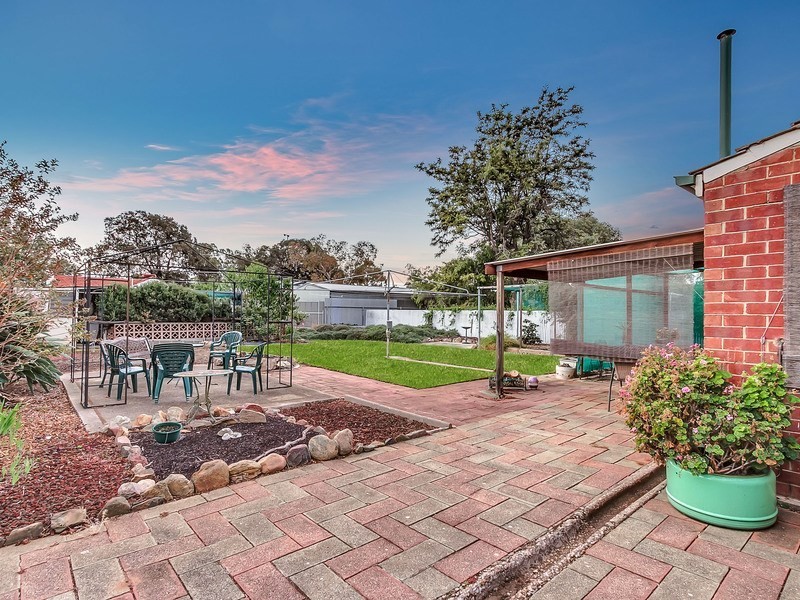 22 Barton Street, Blair Athol SA 5084