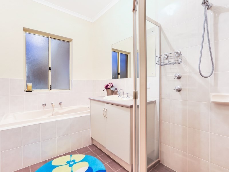 264a Hampstead Road (Facing Chaucer St), Clearview SA 5085