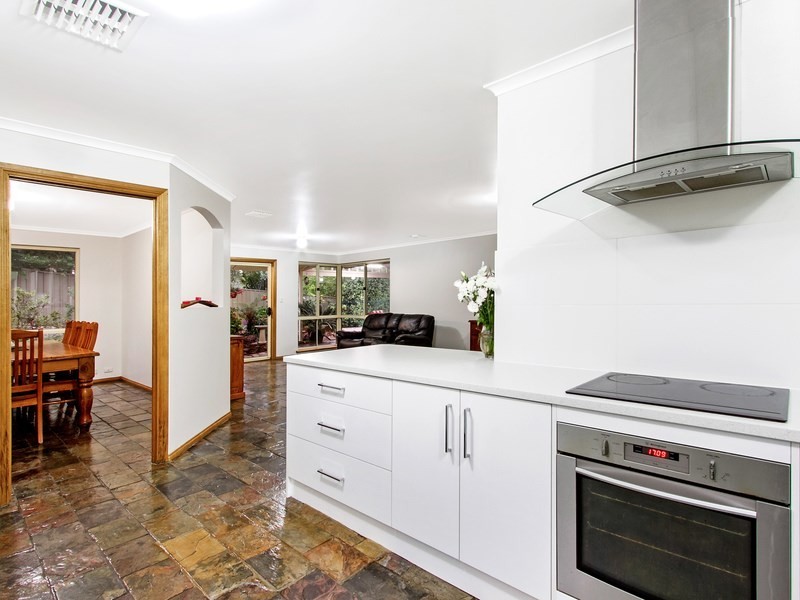 10 Jacquard Court, Greenwith SA 5125