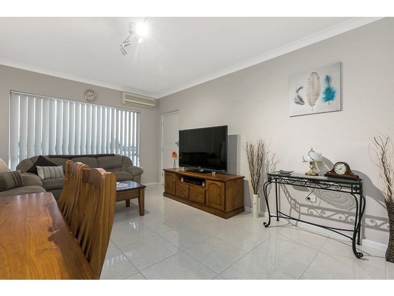 16/11-15 OG Road, Klemzig SA 5087
