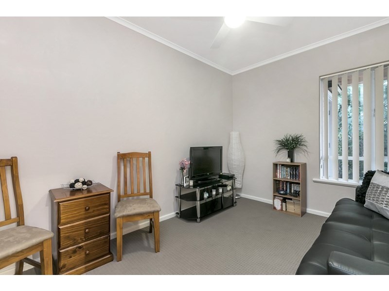 16/11-15 OG Road, Klemzig SA 5087