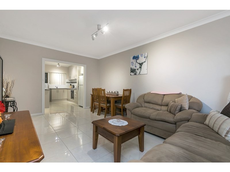 16/11-15 OG Road, Klemzig SA 5087