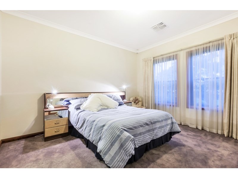 22 Jordan Street, Valley View SA 5093