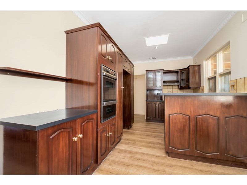 18 Collingrove Avenue, Broadview SA 5083