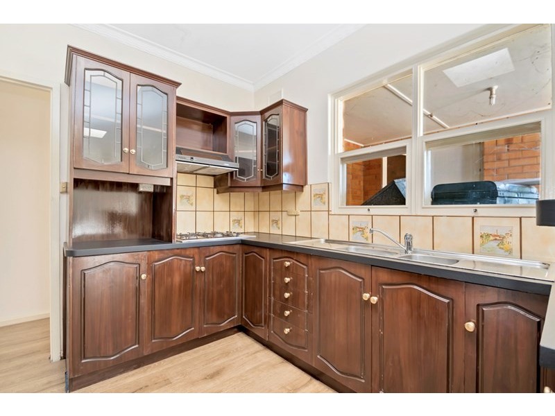 18 Collingrove Avenue, Broadview SA 5083