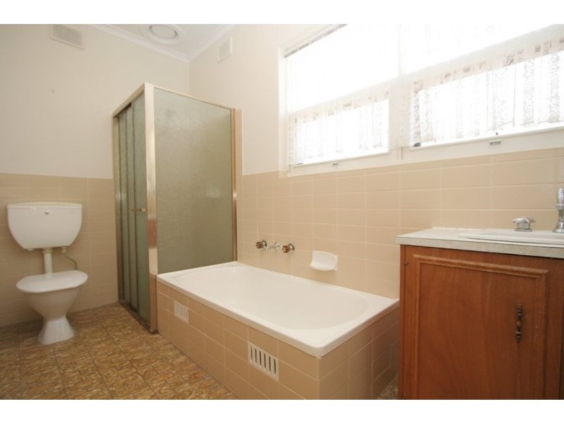 1, 17 Hendrie Street, Morphettville SA 5043