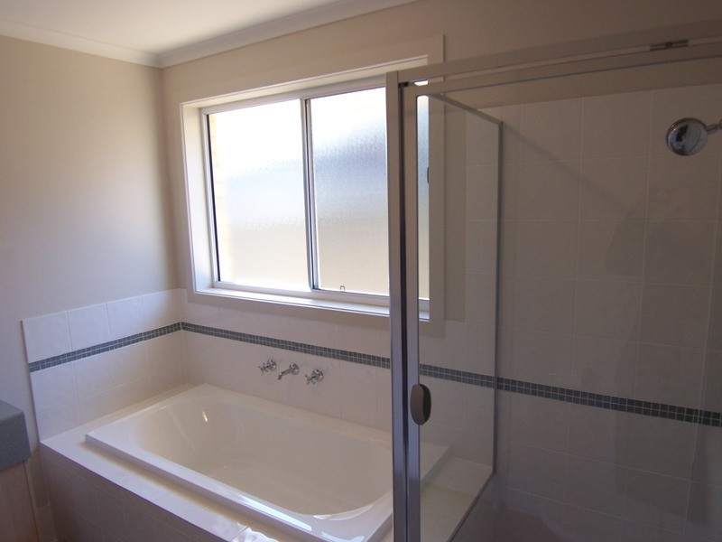 55 Wattlebird Road, Burton SA 5110