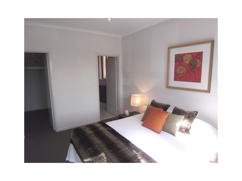 117 Shoalhaven Circuit, Mawson Lakes SA 5095