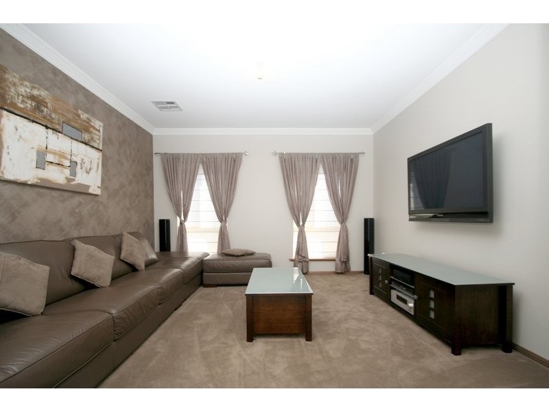 39 The Walk, Mawson Lakes SA 5095