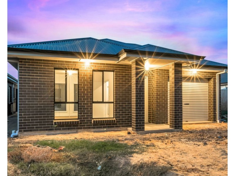 12 Berryman Street, Greenacres SA 5086