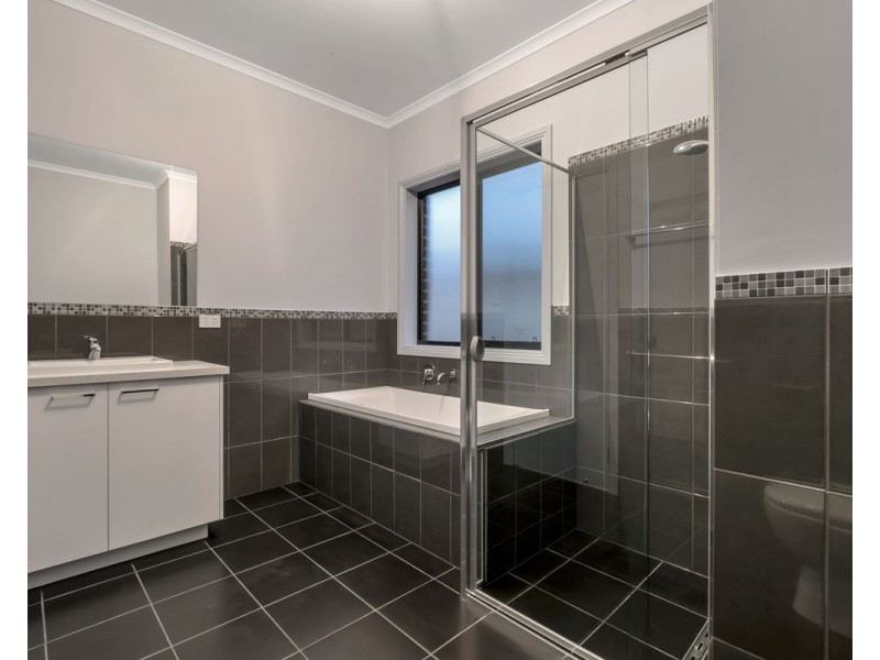 12 Berryman Street, Greenacres SA 5086