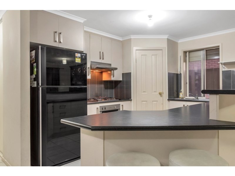 2A Down Drive, Valley View SA 5093