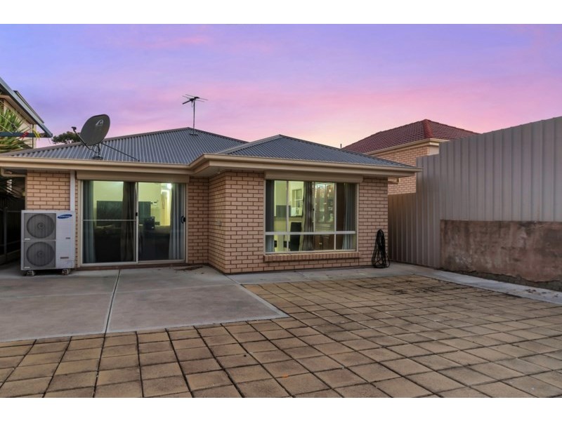 2A Down Drive, Valley View SA 5093