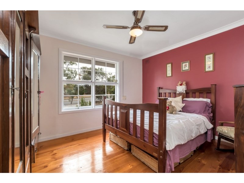 90 Walkleys Road, Valley View SA 5093