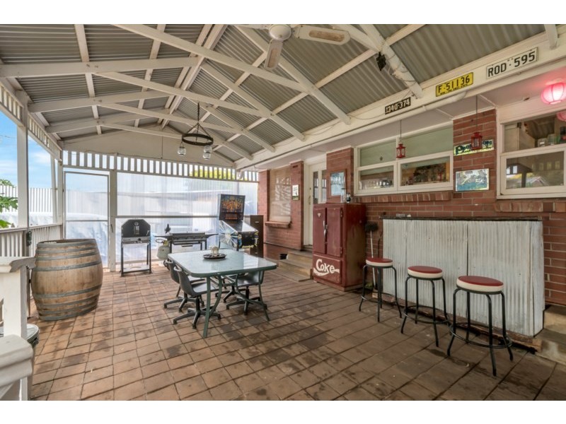 90 Walkleys Road, Valley View SA 5093