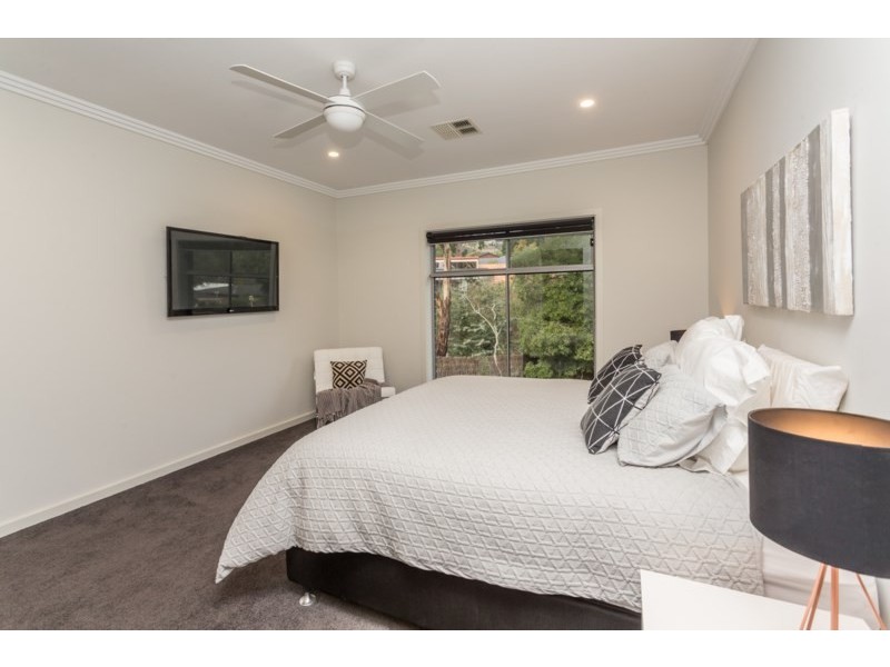 1/2 Casemate Street, Highbury SA 5089