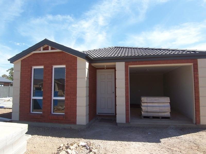 125 Lakeside Drive, Andrews Farm SA 5114