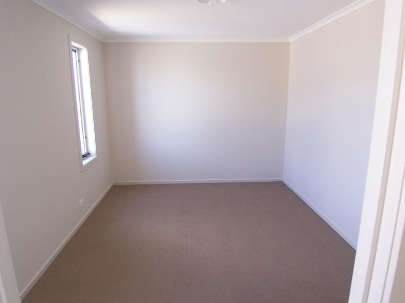 125 Lakeside Drive, Andrews Farm SA 5114