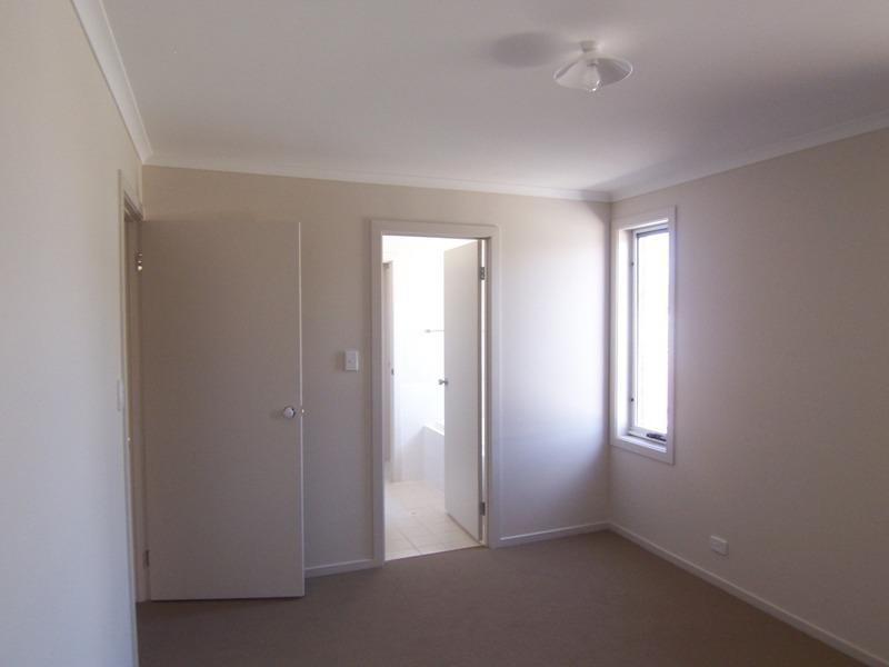 125 Lakeside Drive, Andrews Farm SA 5114