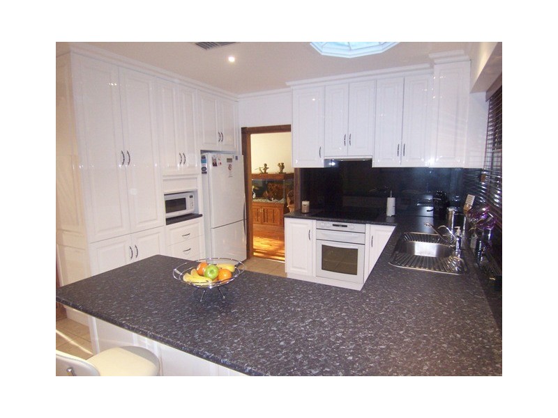 1 Joycelyn Avenue, Surrey Downs SA 5126