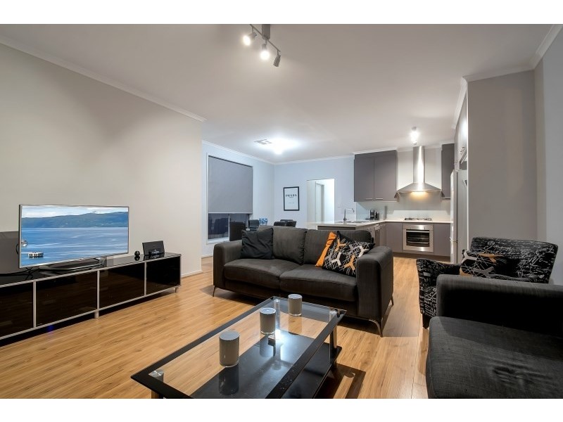 15 Clearview Crescent, Clearview SA 5085