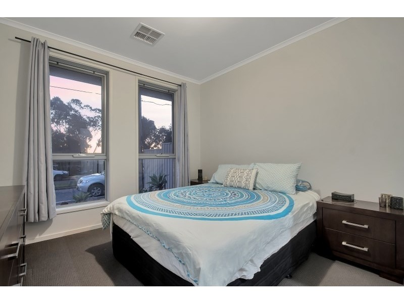 15 Clearview Crescent, Clearview SA 5085