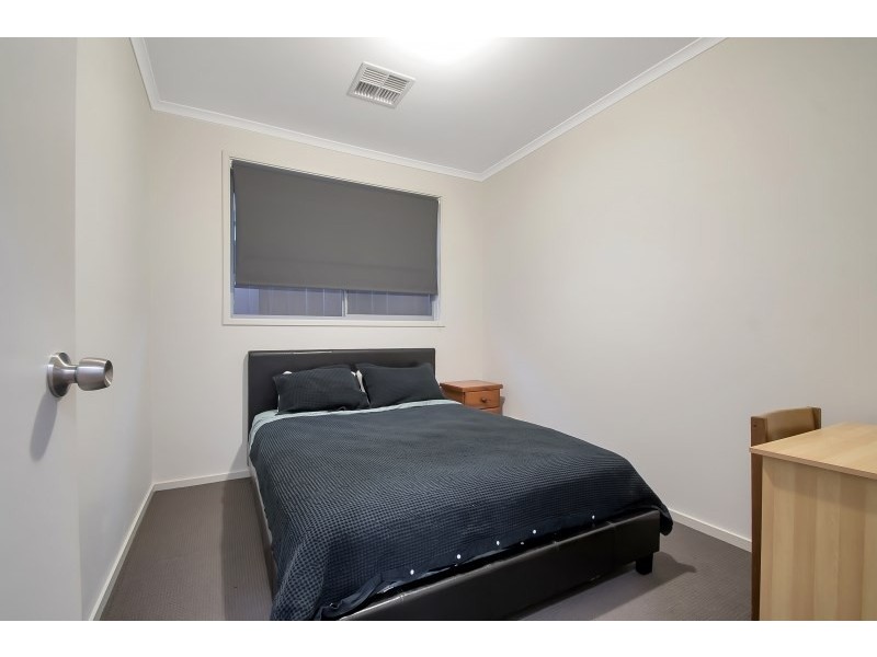 15 Clearview Crescent, Clearview SA 5085