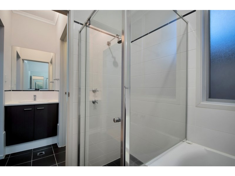 15 Clearview Crescent, Clearview SA 5085