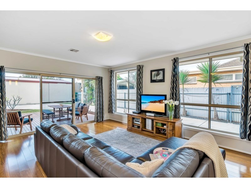 14 Selkirk Avenue, Clearview SA 5085