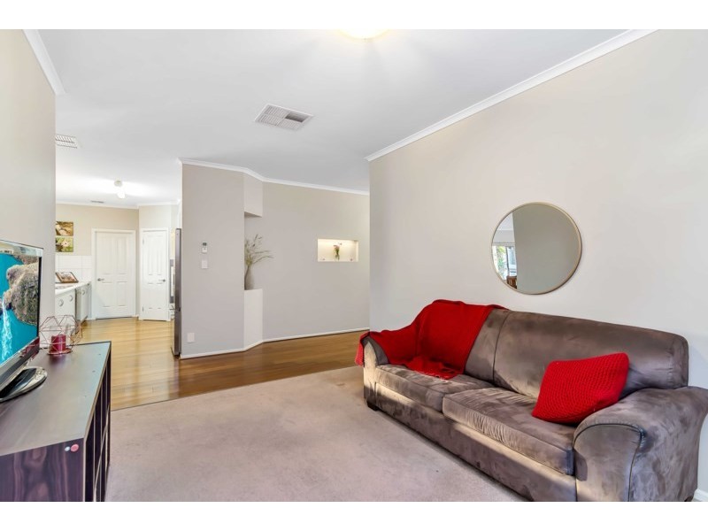 14 Selkirk Avenue, Clearview SA 5085