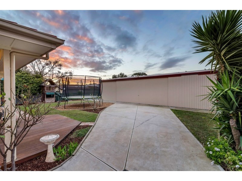 14 Selkirk Avenue, Clearview SA 5085