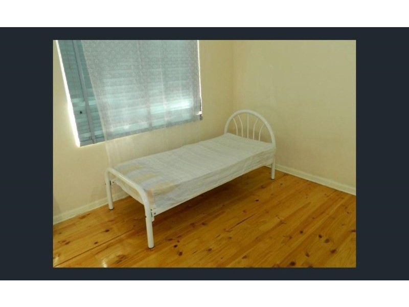 22 Fourth Street, Wingfield SA 5013