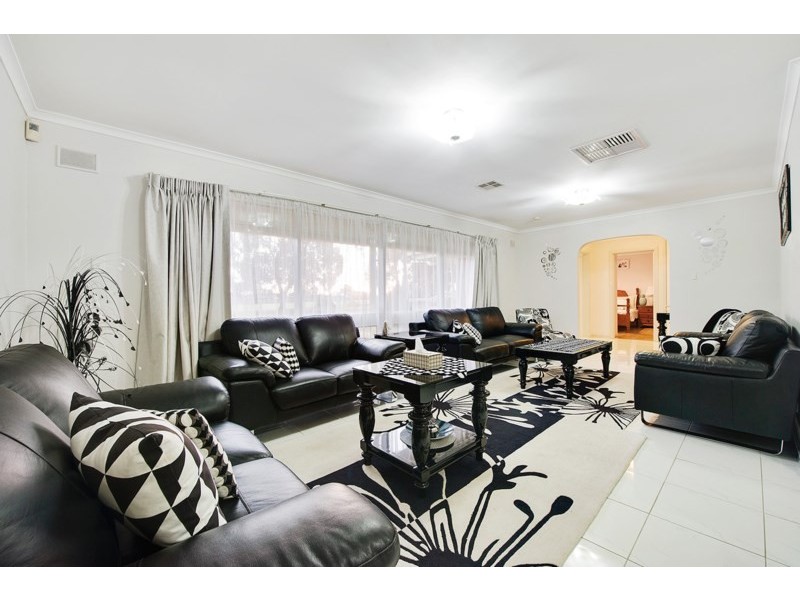 13 Noya Avenue, Modbury Heights SA 5092