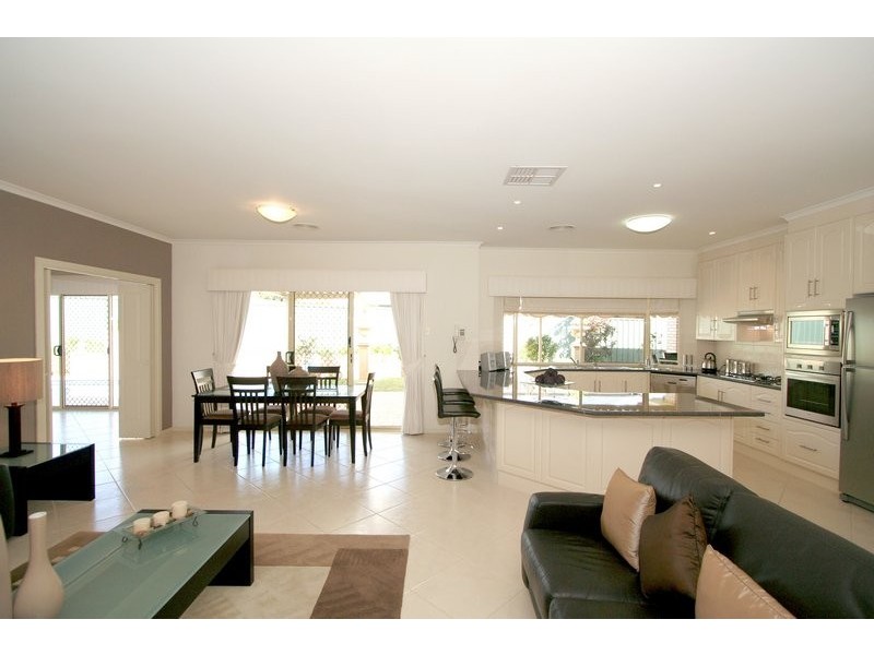 101 RM Williams Drive, Walkley Heights SA 5098