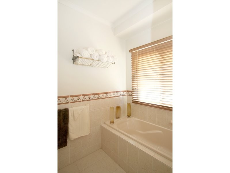 101 RM Williams Drive, Walkley Heights SA 5098