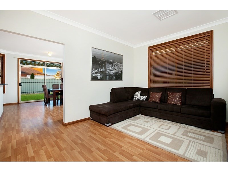 3 Maquarie Street, Mawson Lakes SA 5095