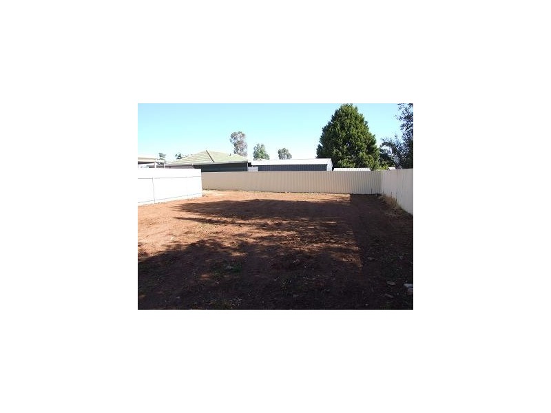 17b The Strand, Brahma Lodge SA 5109