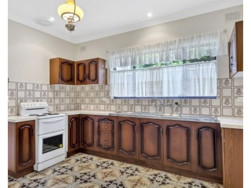 37 Reservoir Road, Hope Valley SA 5090