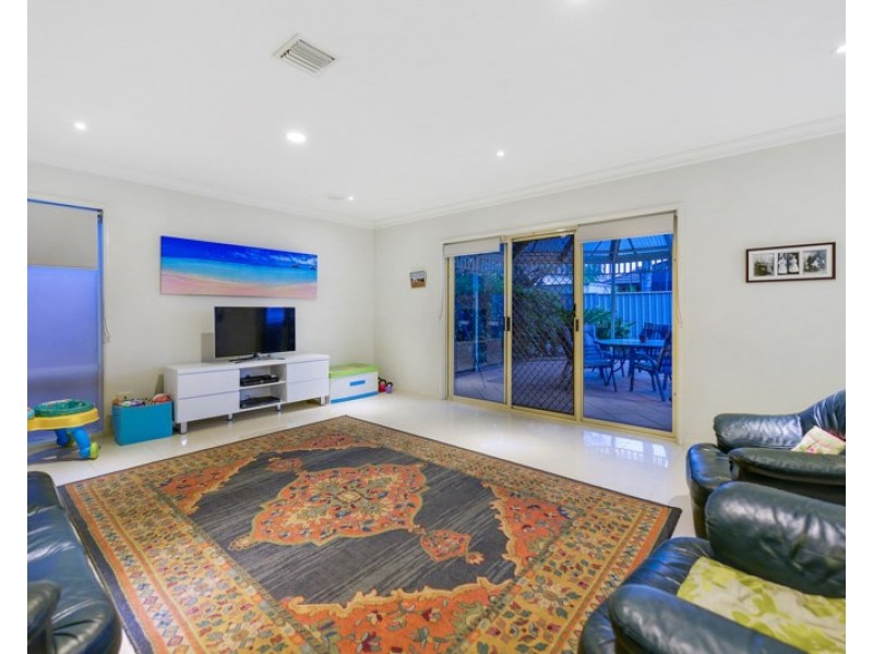 7 Scotney Court, Oakden SA 5086