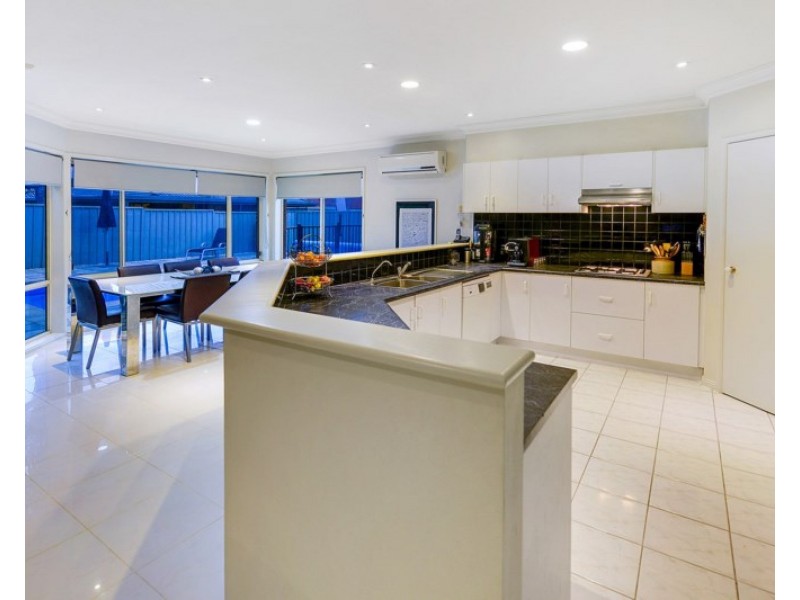 7 Scotney Court, Oakden SA 5086