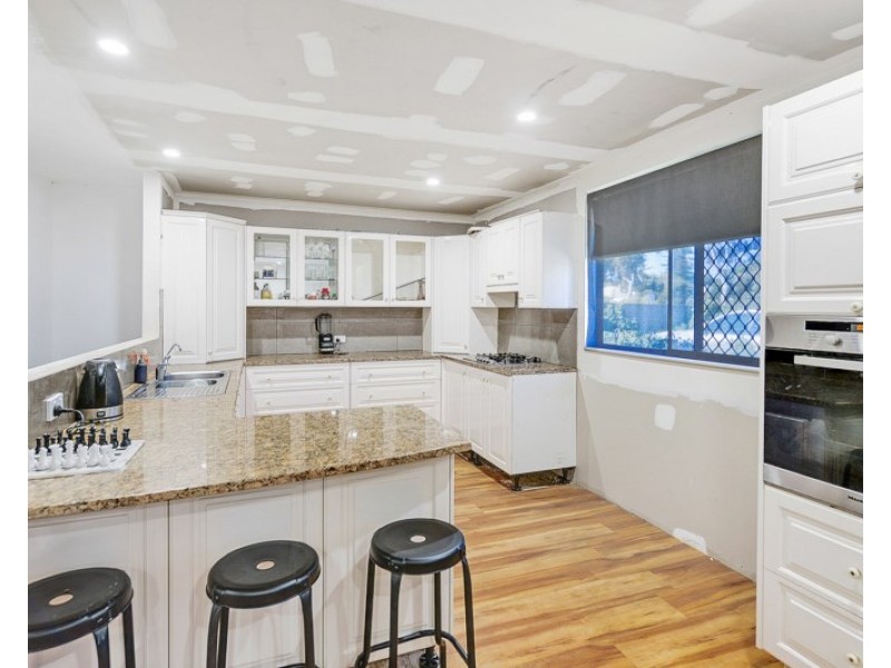 4 Exeter Terrace, Renown Park SA 5008