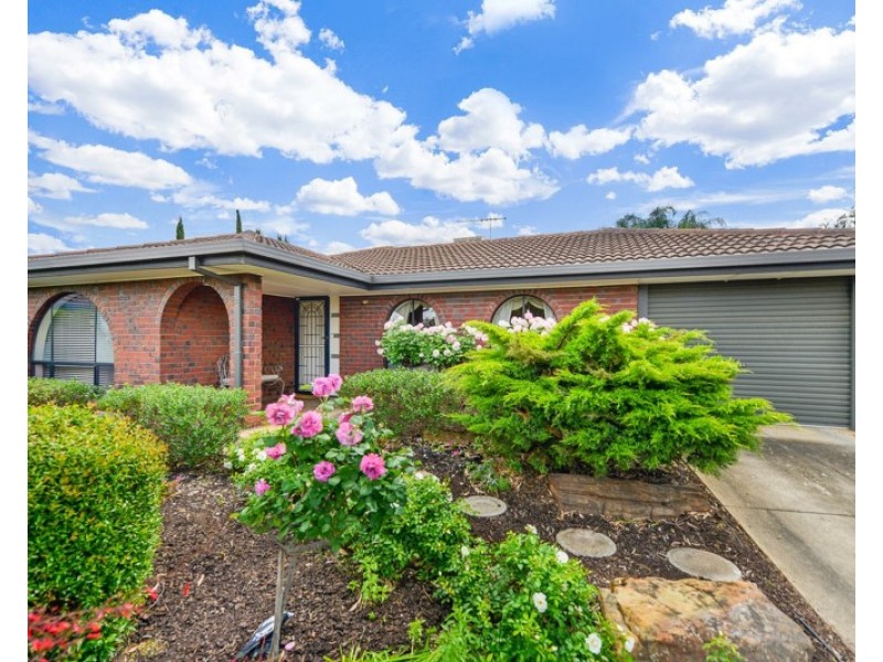 4 Swallow Avenue, Modbury Heights SA 5092