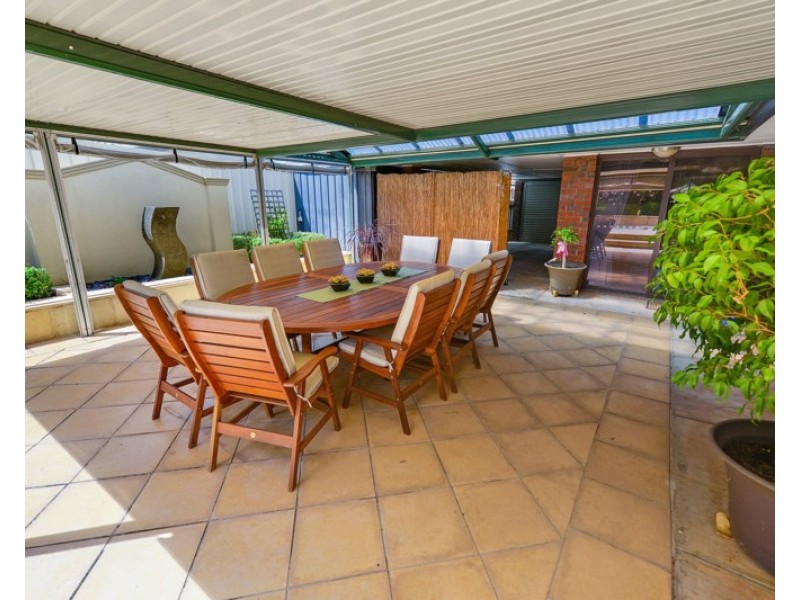 4 Swallow Avenue, Modbury Heights SA 5092