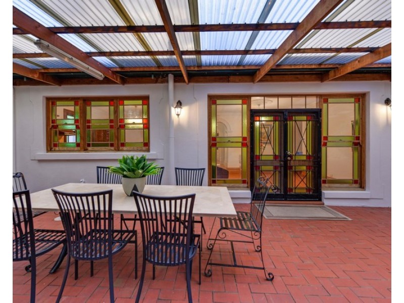 11 Churchill Road, Ovingham SA 5082